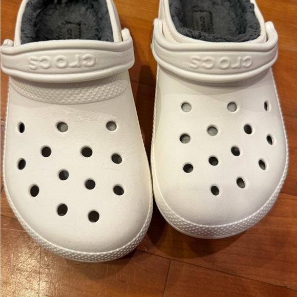 CROCS Unisex | White | Lined Clog Sandals Size M4 W6 - Picture 5 of 6
